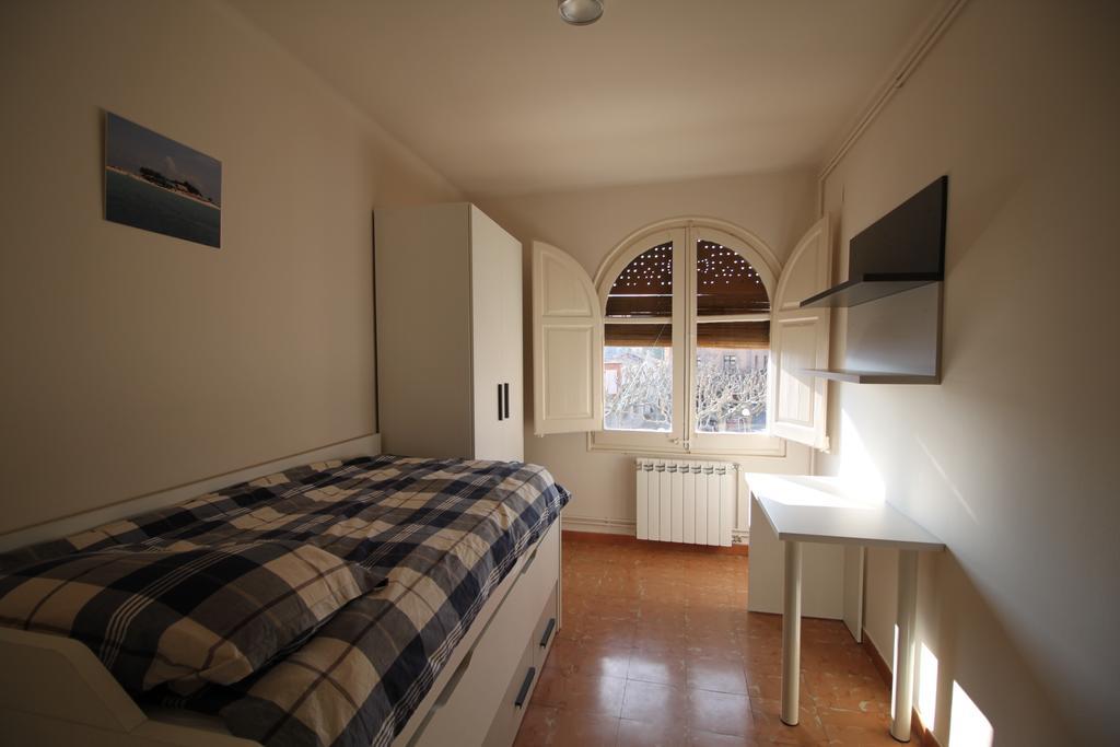 Apartment Market Square Кардона Стая снимка